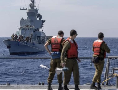 Οι Ισραηλινοί «συνέλαβαν» πλοίο που έπλεε προς τη Λωρίδα της Γάζας